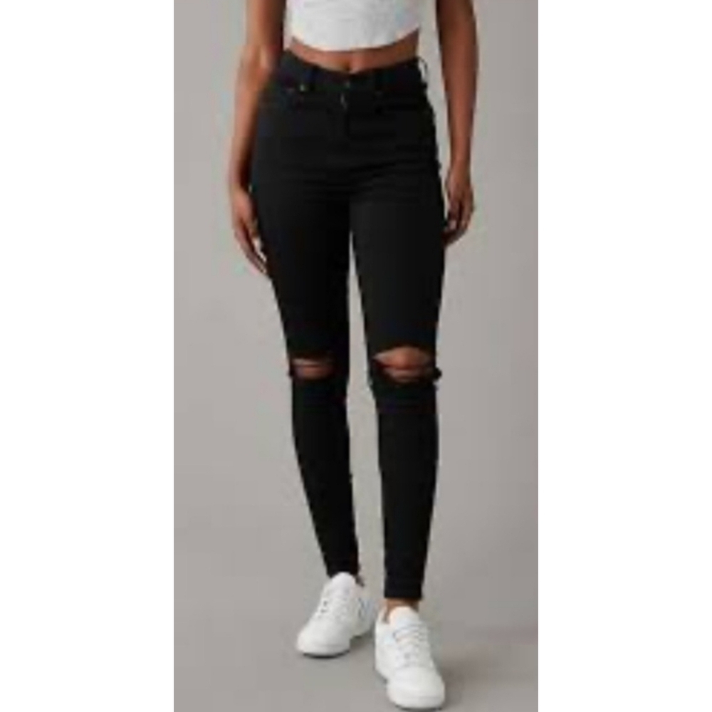 American Eagle Black Wash Next Level Stretch Curvy Hi-Rise Distressed Jeggings
